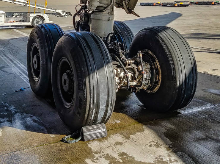 plane wheels