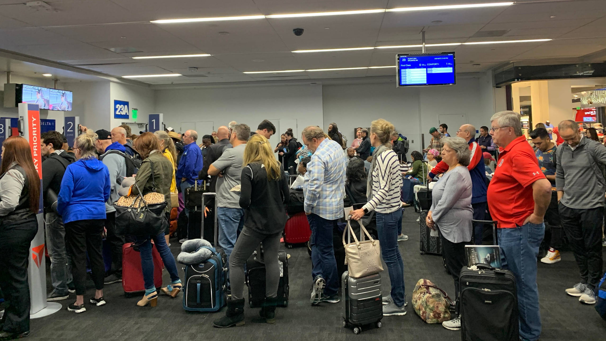 Boarding Boarding passengers switched airlines airplanes