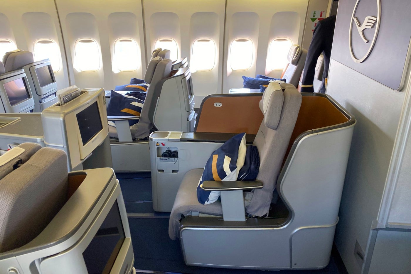 Worst businessclass cabins in the sky