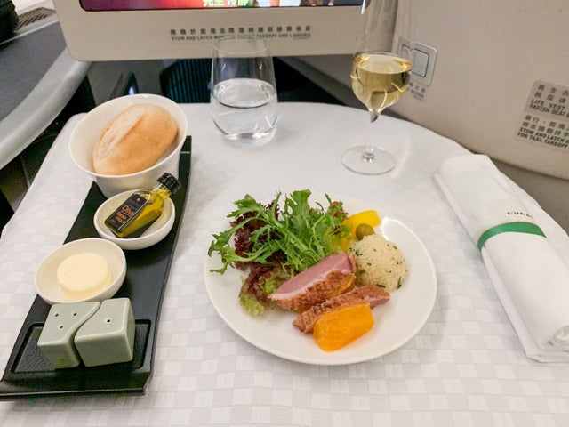 TPG round-up: Top 5 business-class meals in the sky - The Points Guy