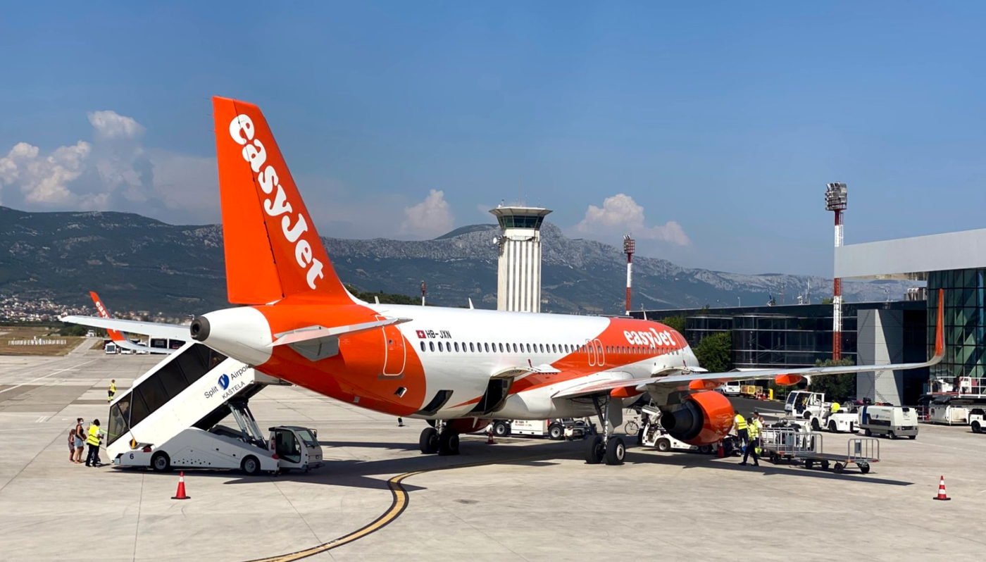 adding baggage to easyjet flight