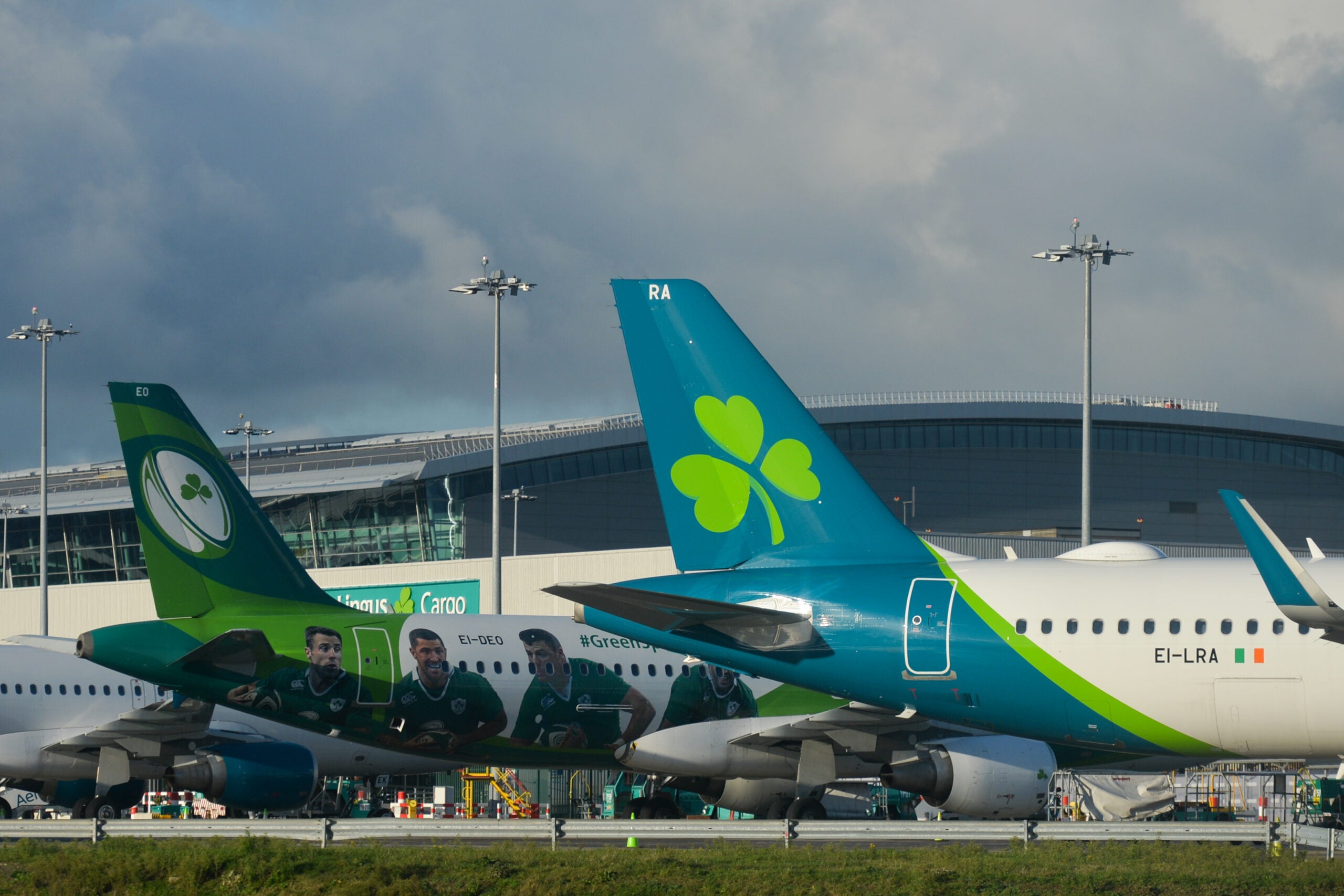 Flights And Passenger Ferries From UK To Ireland Suspended