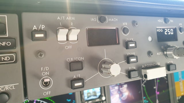 How pilots deal with an engine fire in the climb - The Points Guy