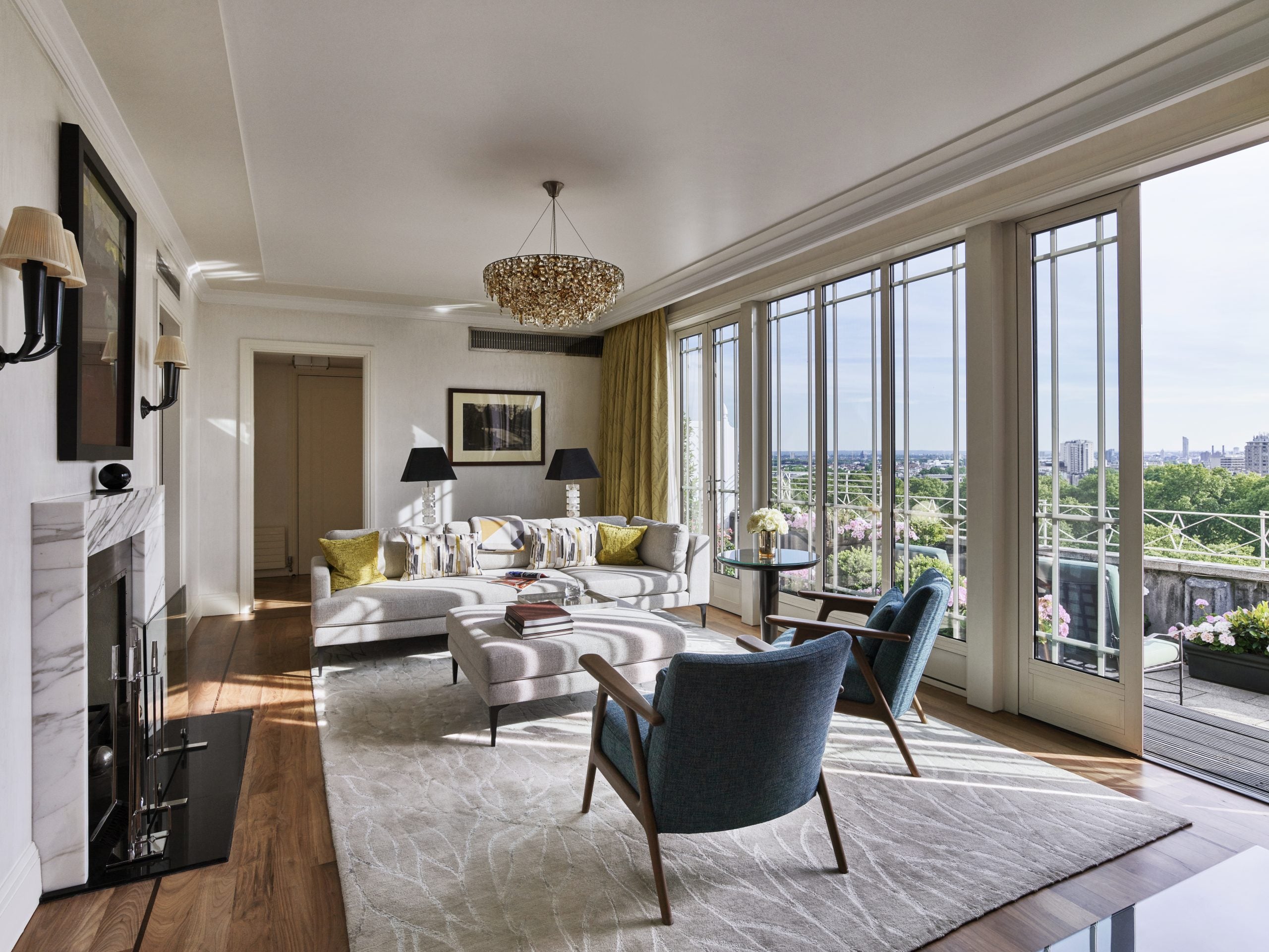 The_Dorchester-Terrace_Penthouse-living_room