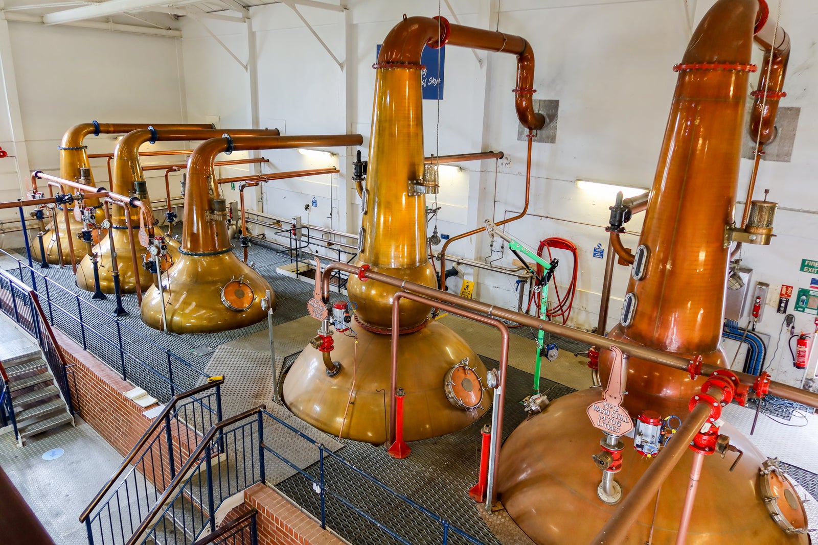 visit distilleries scotland