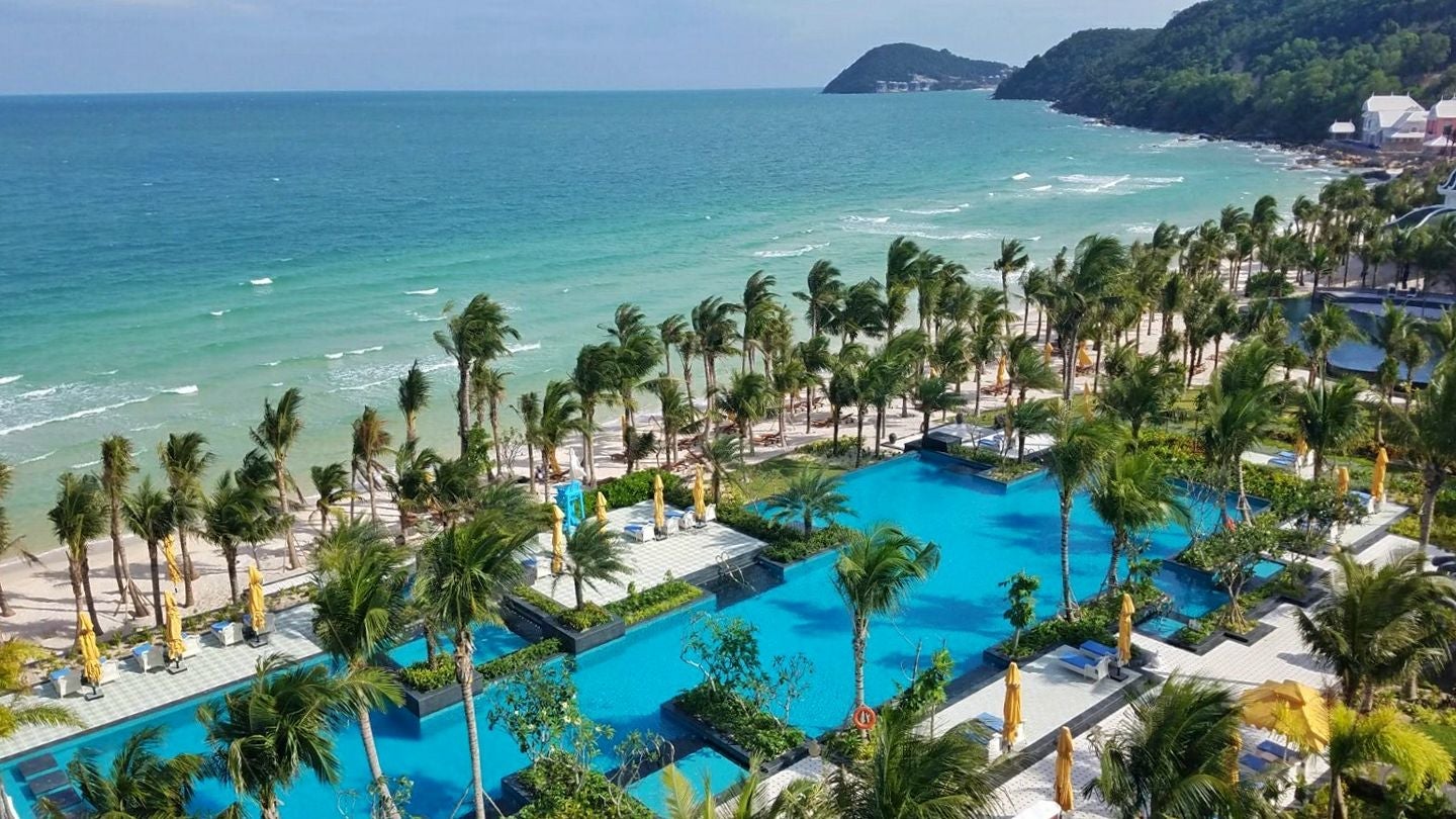 Vietnam set to reopen a resort island to tourists in October