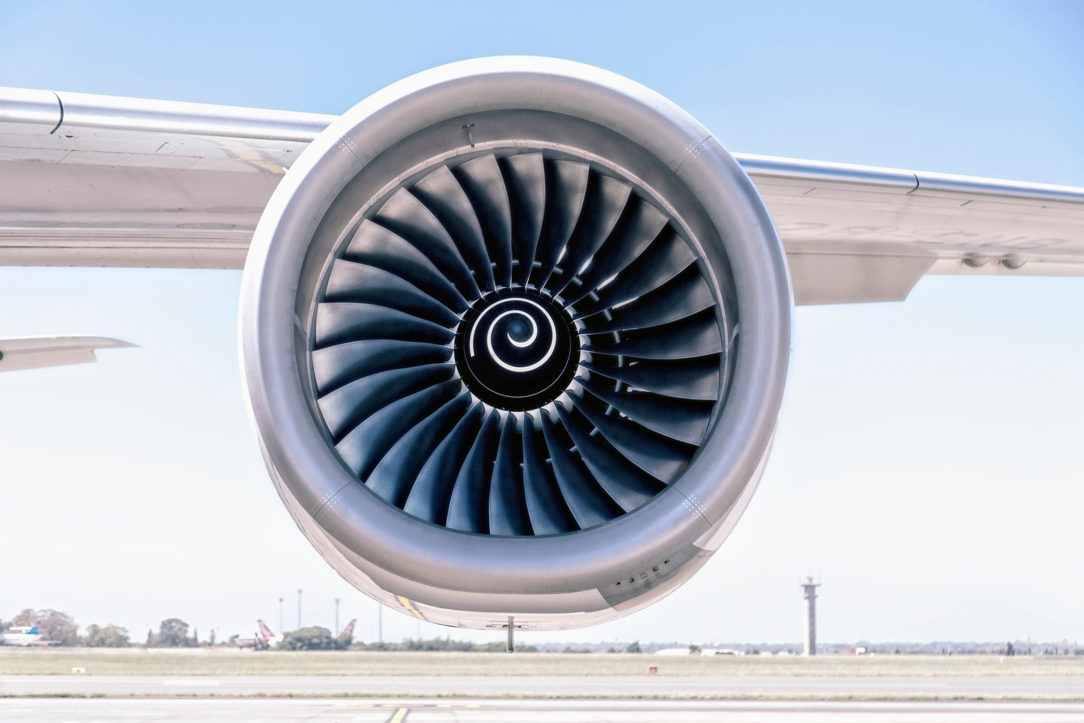 how-do-pilots-know-how-their-engines-are-performing-correctly