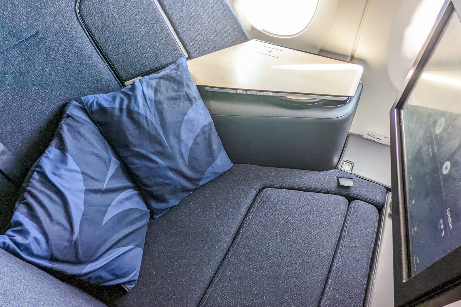 cushions for business class seat