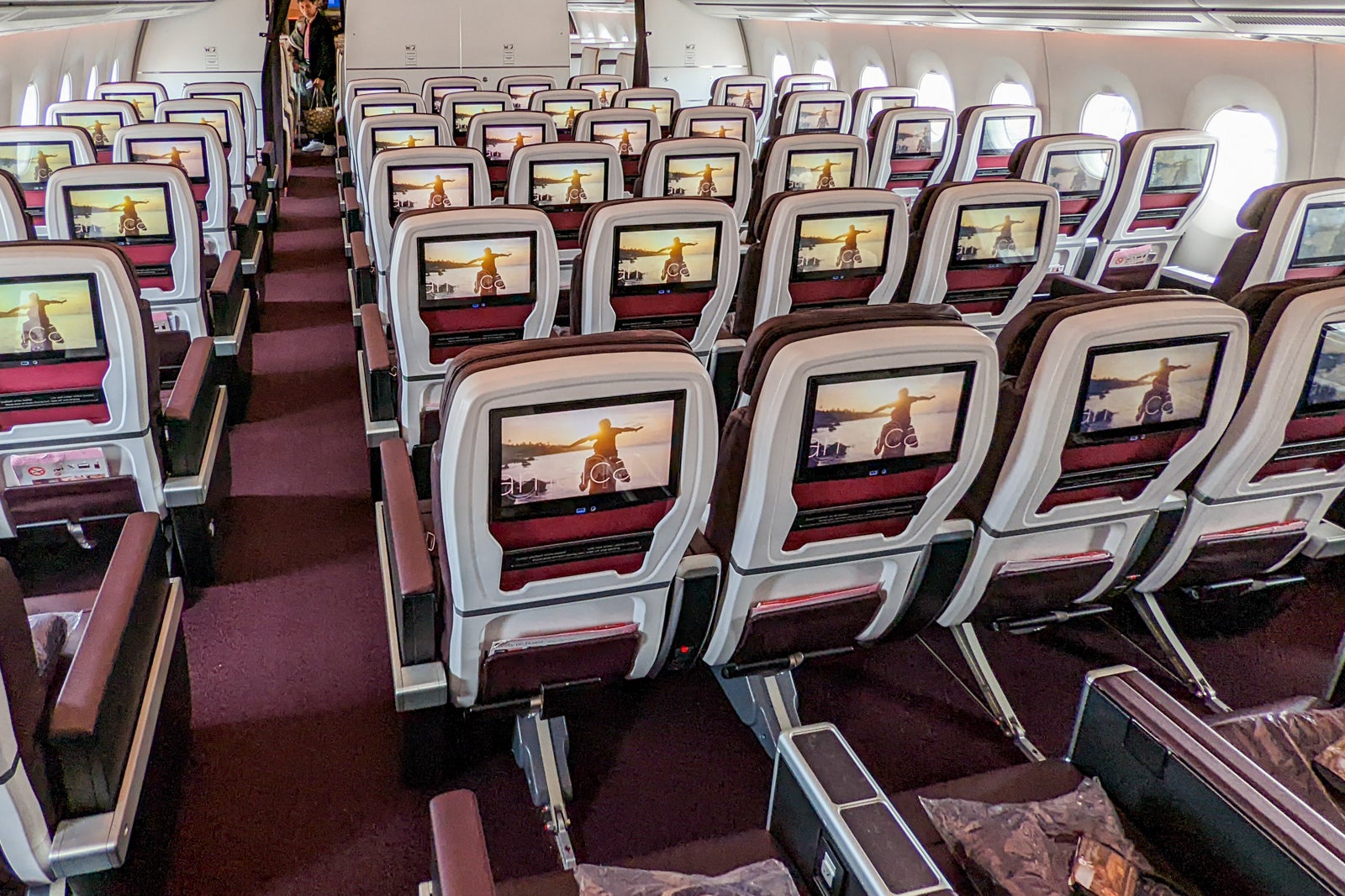 Why I swear by daytime flights from New York to London, in any cabin