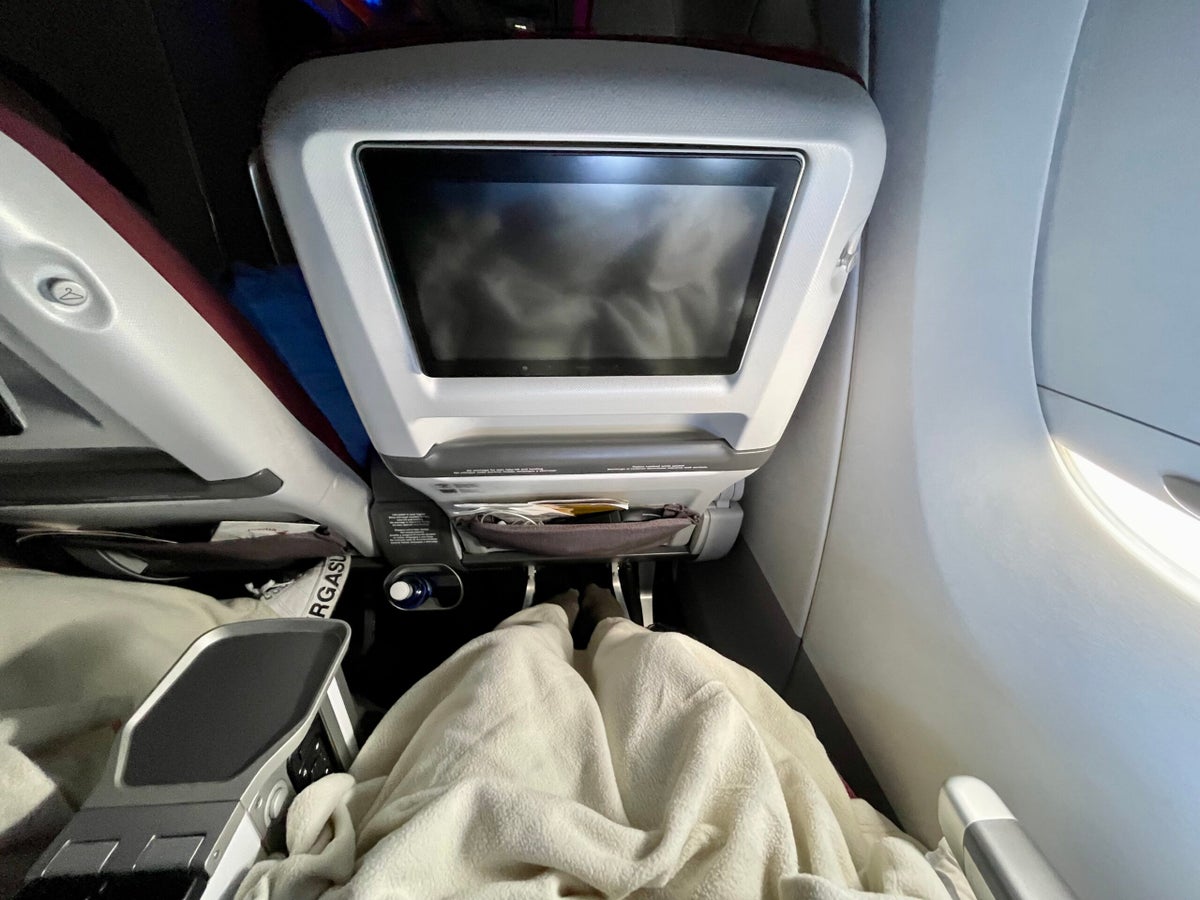 Things that surprised me on my 1st premium economy flight The Points Guy