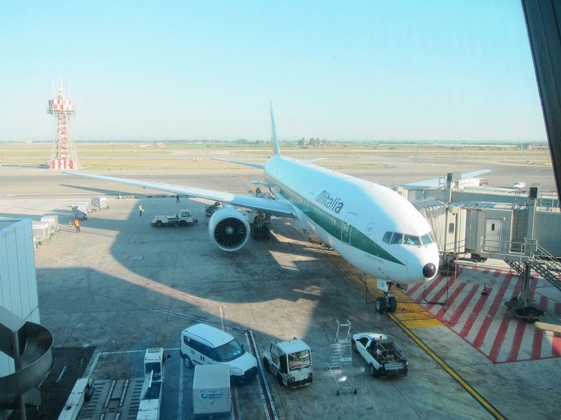 az 777