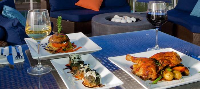 Grab a bite at the casual yet elegant Ocean View Bar & Grill, the main restaurant of the Hotel Indigo San Diego Del Mar.