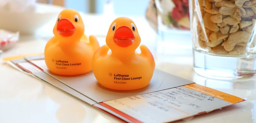 lufthansa ticket duck featured