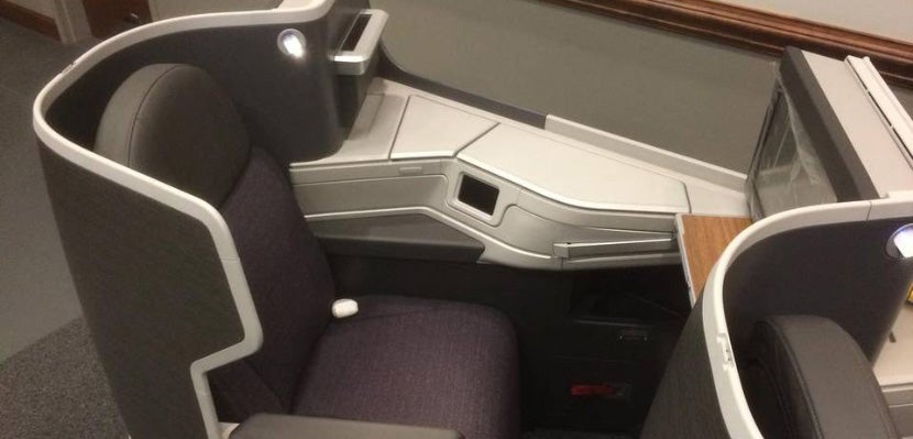 aa business class seat mockup featured