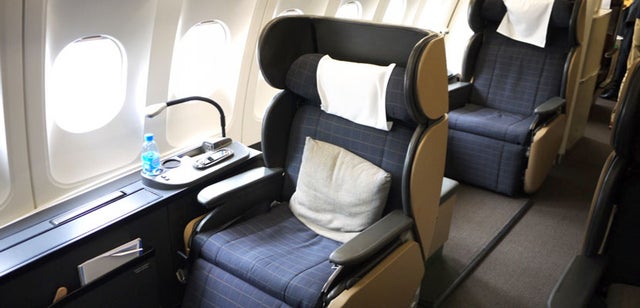 SWISS A340 FIRST CLASS visual data 8