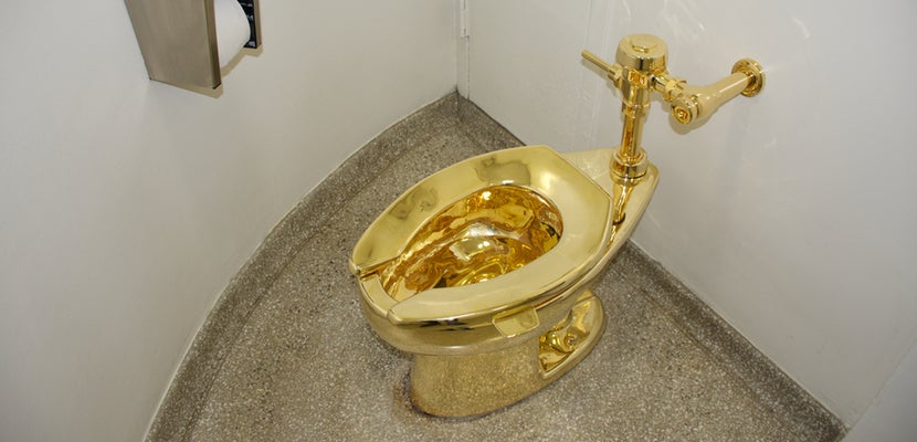 People Wait Hours to See This Solid Gold Toilet in NYC - The Points Guy