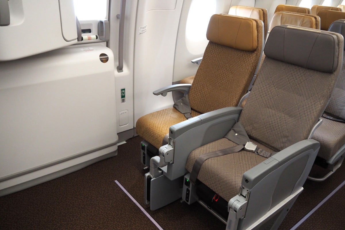 Where to Sit in Singapore Airlines' A350: Economy - The Points Guy