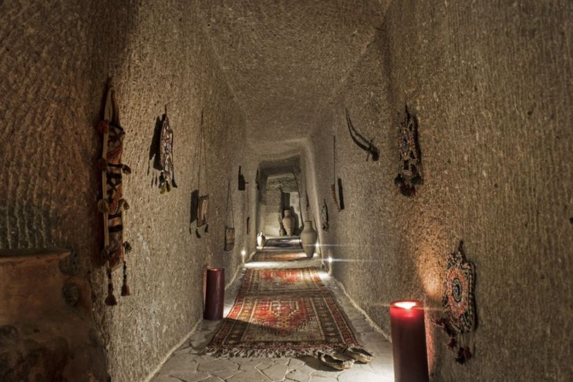 cave-halls