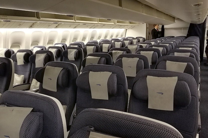 Review: British Airways (747-400) First Class from London to Chicago
