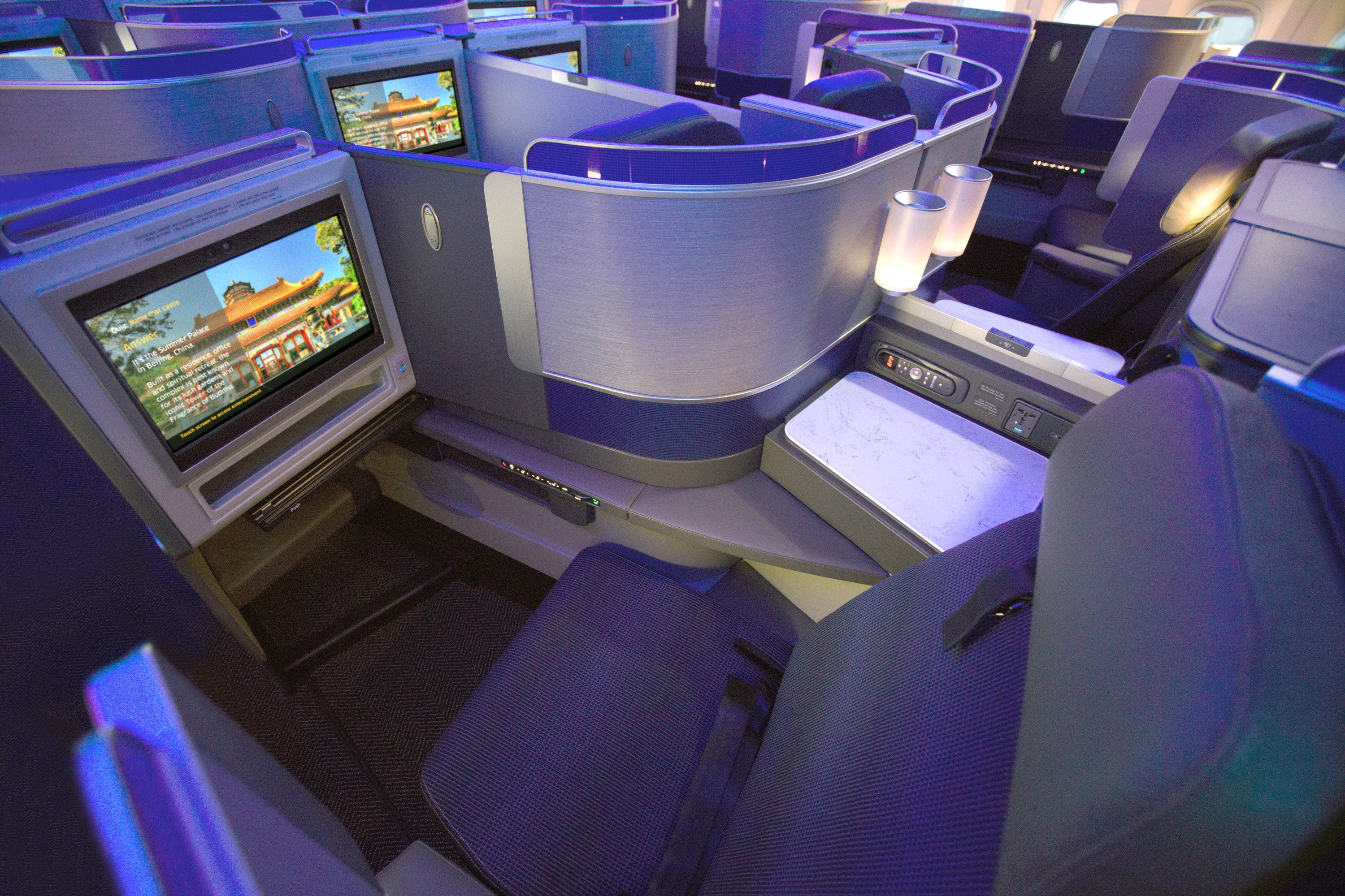 United 777-300ER handout