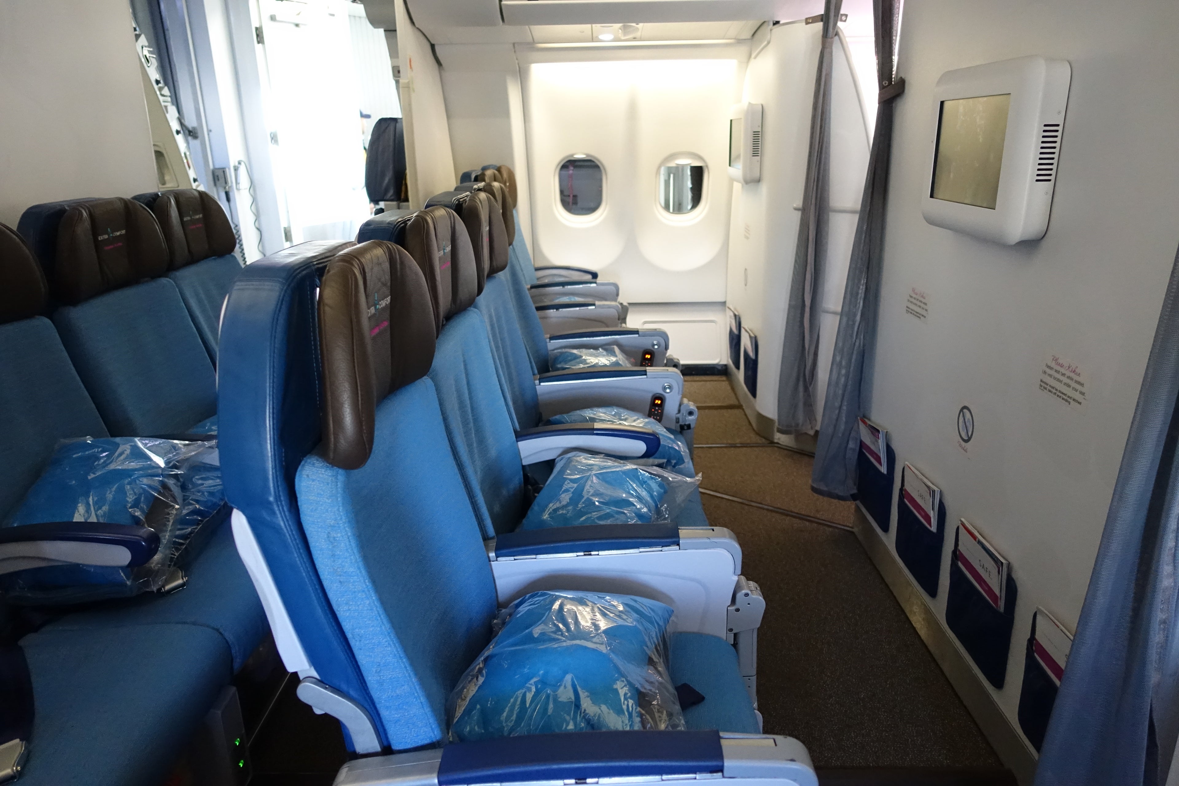 Review: Hawaiian Airlines (A330) First Class From JFK to HNL - The