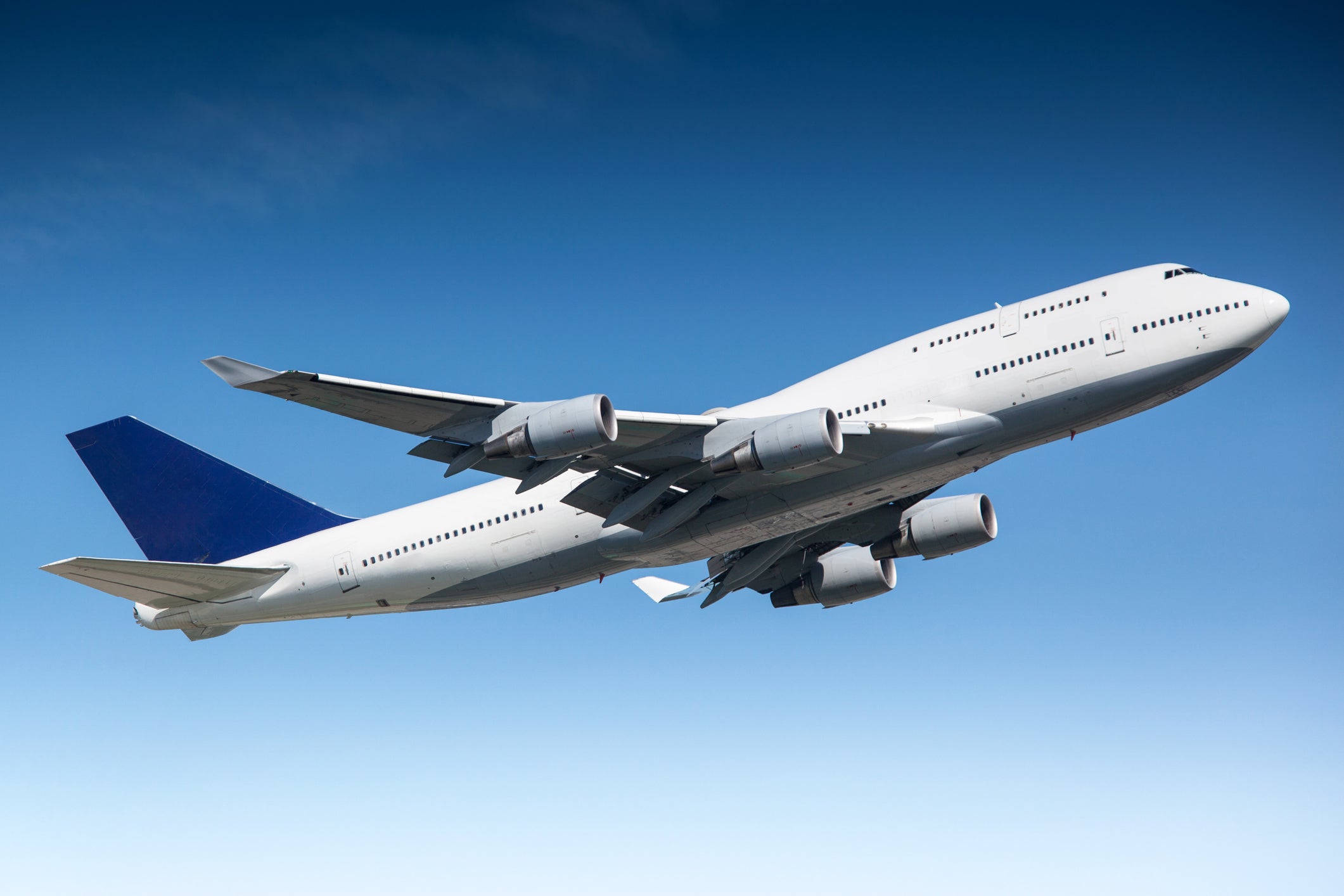 Commercial Airliner