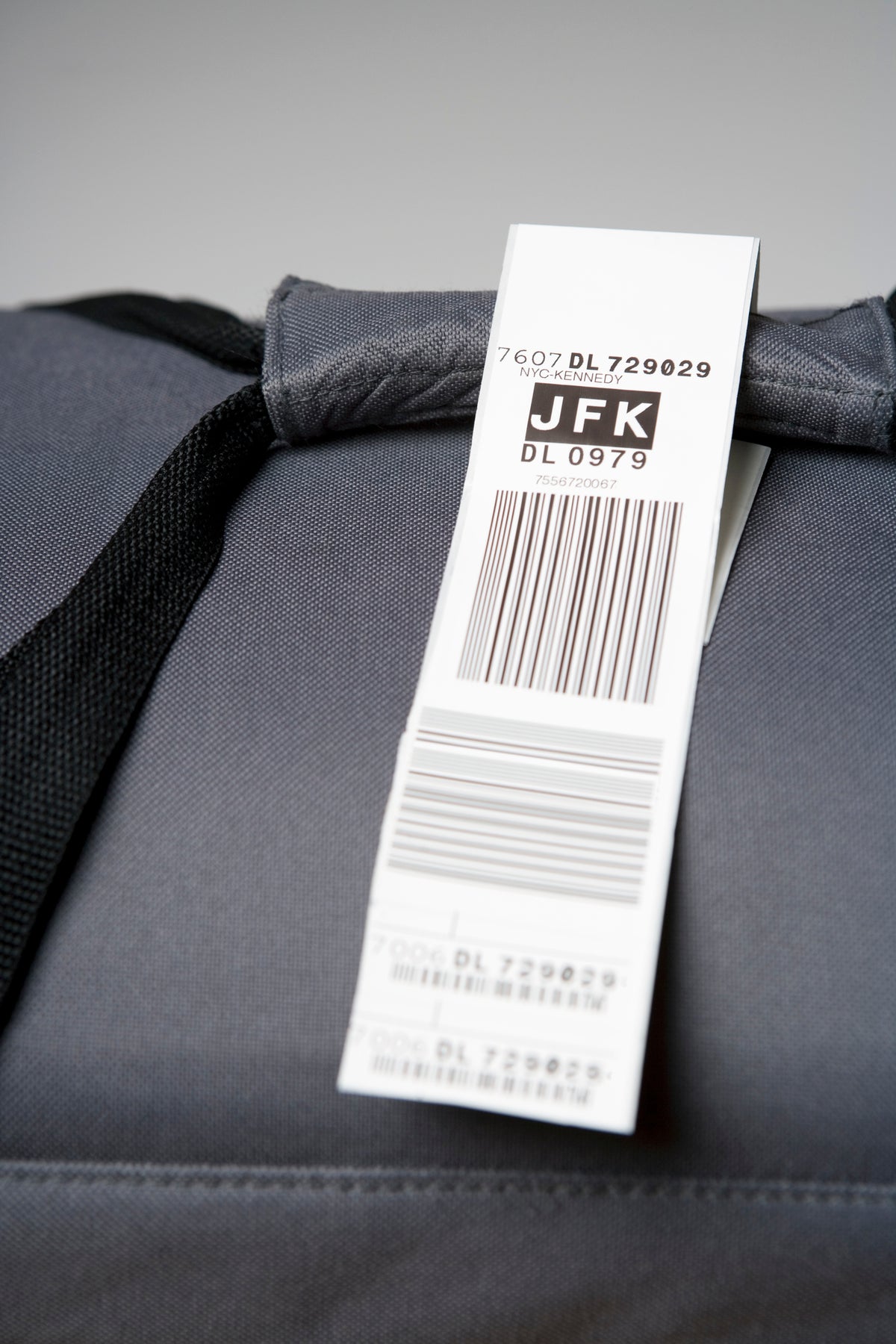 Which Airlines Offer Free Checked Bags