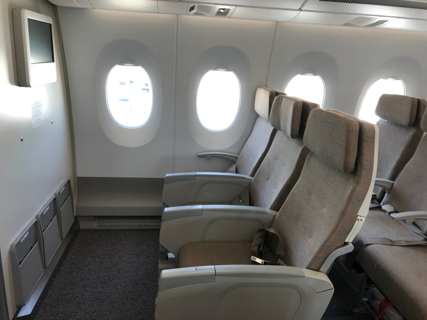 Where to Sit in Asiana Airlines' A350 Economy Classes