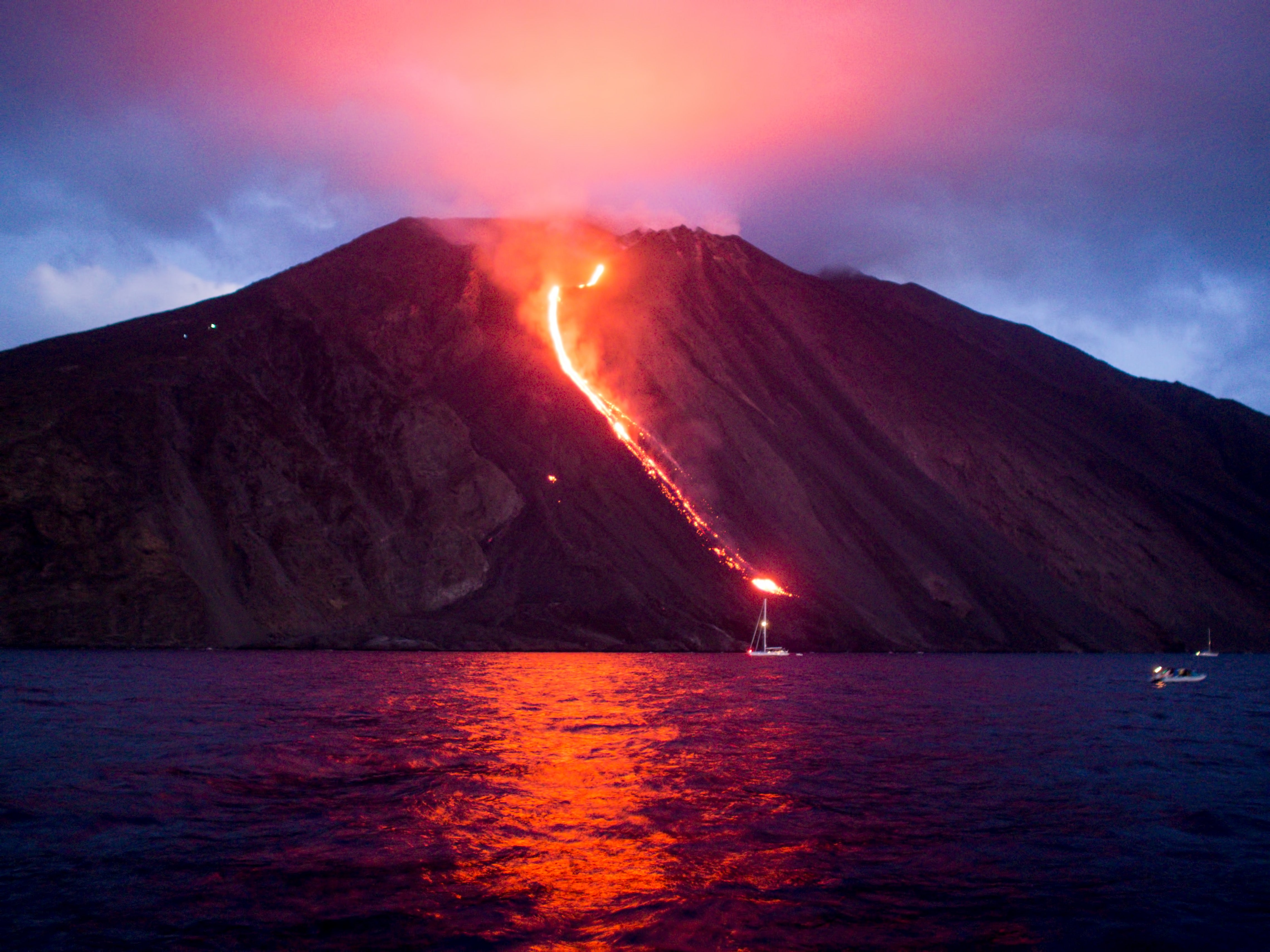 6 Reasons To Visit Italy's Aeolian Islands - The Points Guy