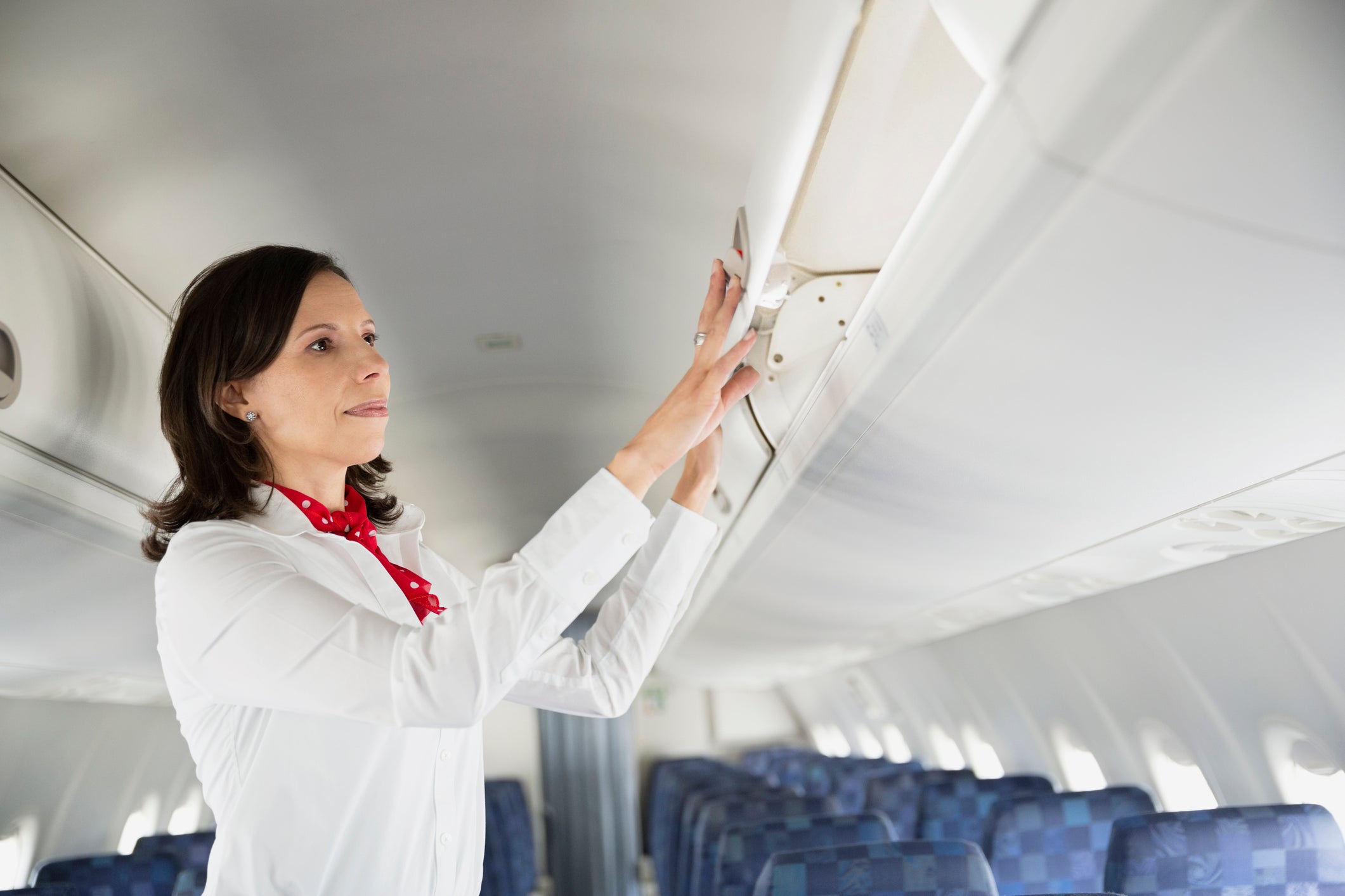 How to Become a Flight Attendant