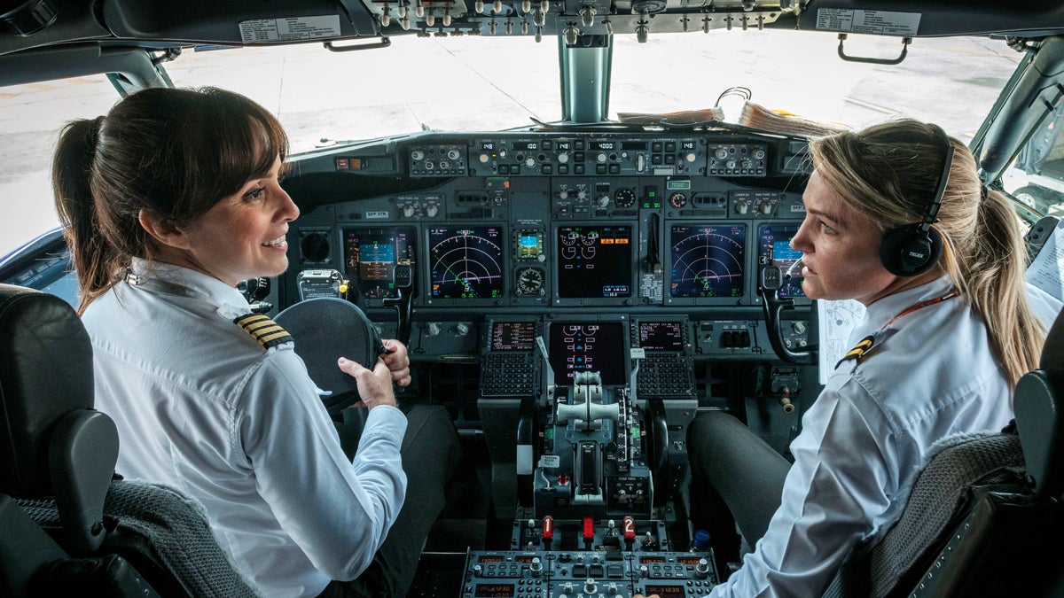 Pilot Levels: From Captain To Second Officer - FLYING Magazine