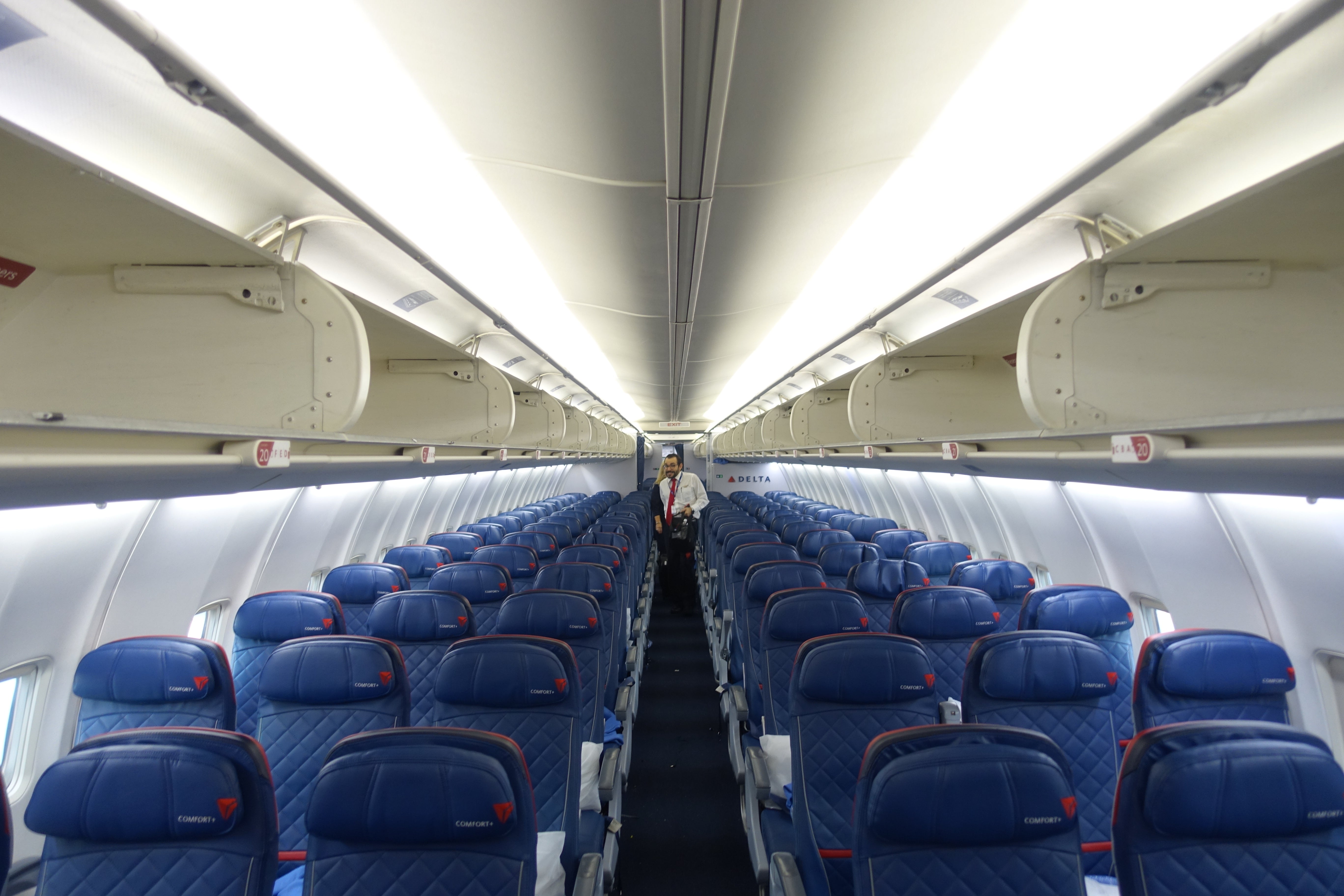 delta boeing 757 interior