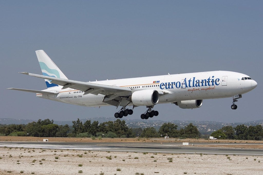 Flight operated. Боинг 777-212 er. EUROATLANTIC Airways. Boeing 777-200lr Qatar Airways. Boeing 777 Finnair.