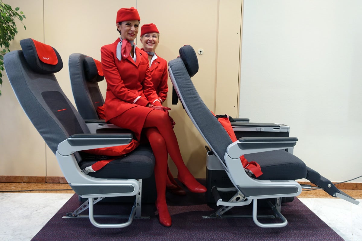 austrian airlines business class baggage