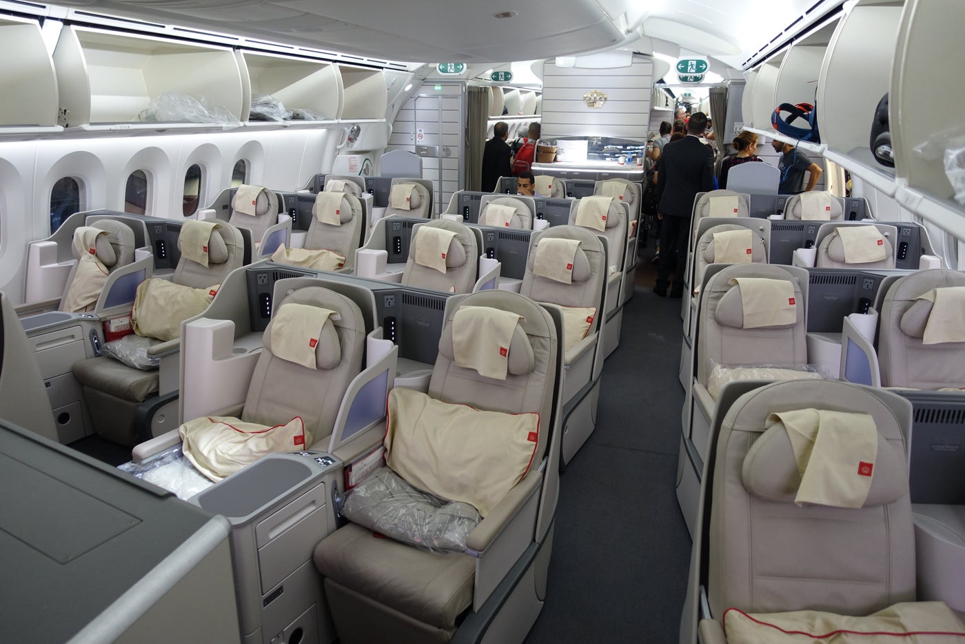 Review: Royal Jordanian (787-8) Business Class, NYC to Amman