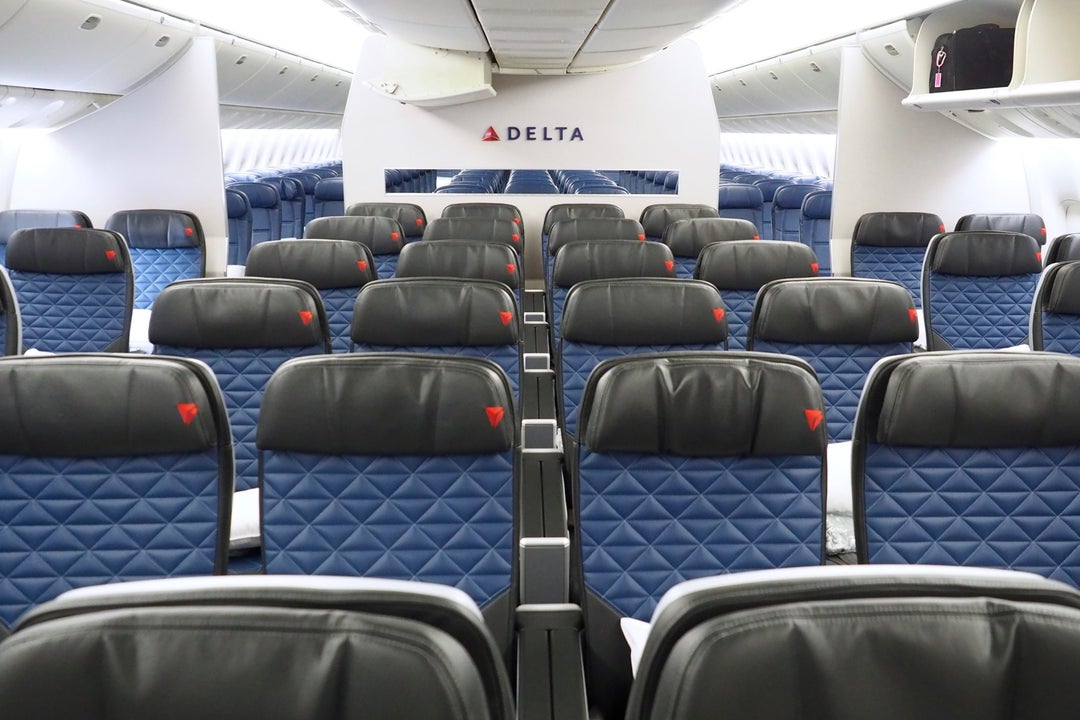 Delta's Best Planes for Transatlantic Premium Economy Class - The ...