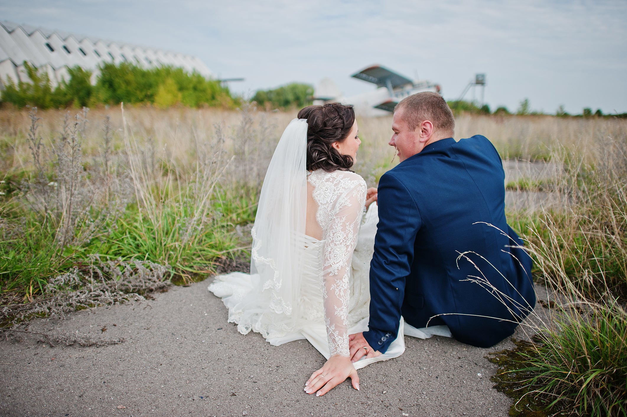 wedding couple background plane on airport