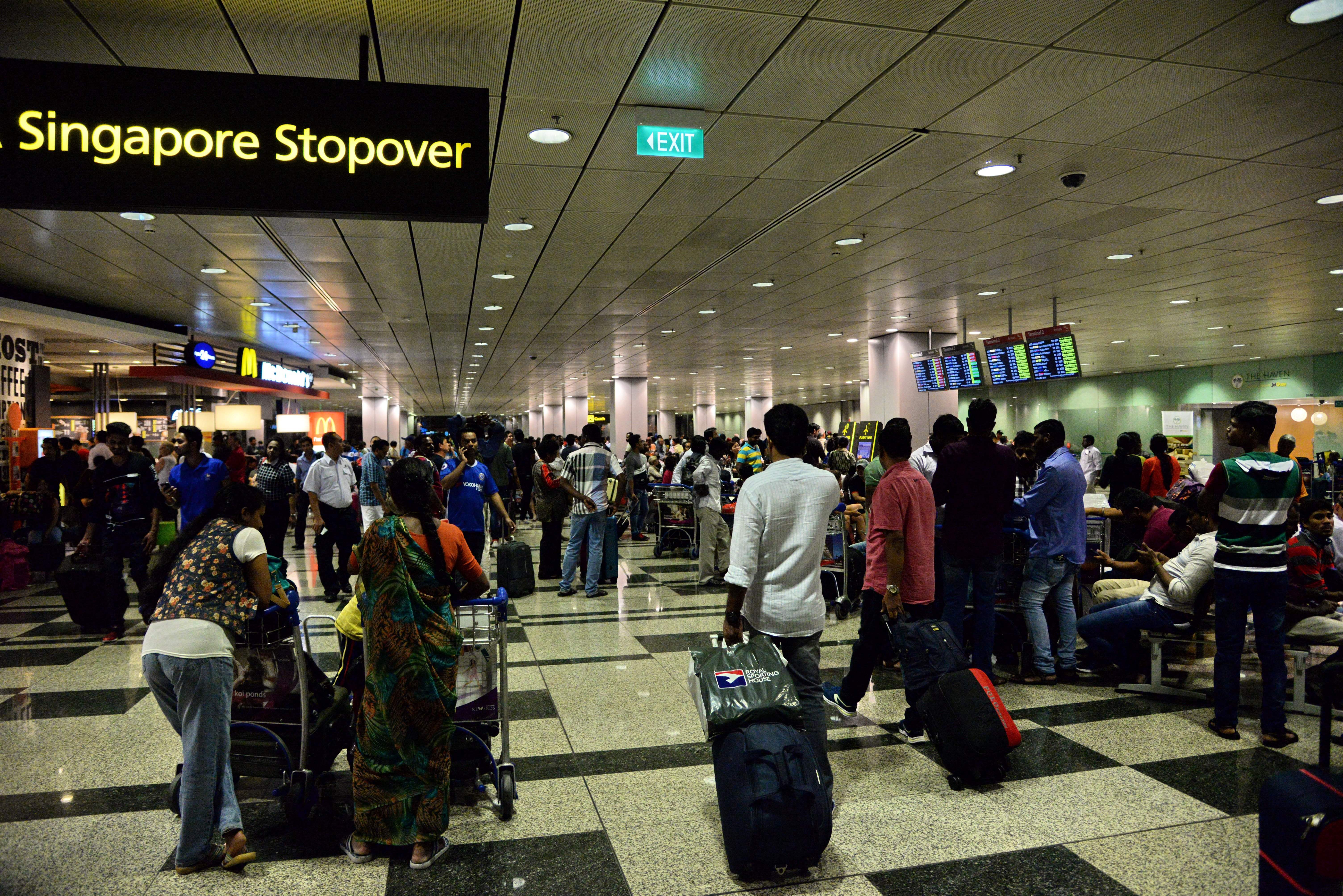 Mischievous Singapore Airport Employee Accused Of Swapping Luggage Tags ...