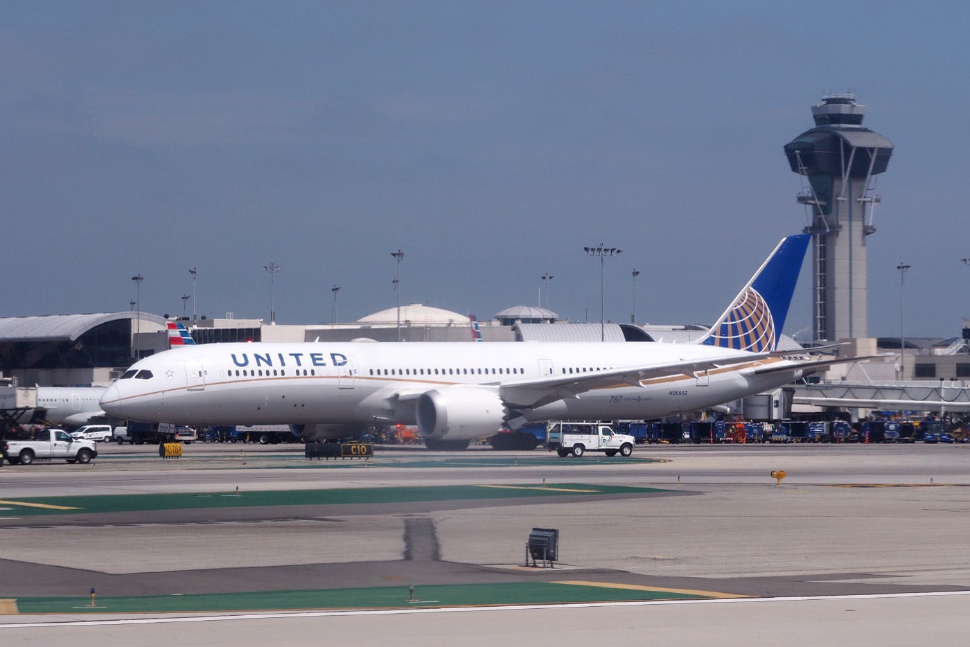 United Launching Nonstop Dreamliner Flights From Houston to Sydney