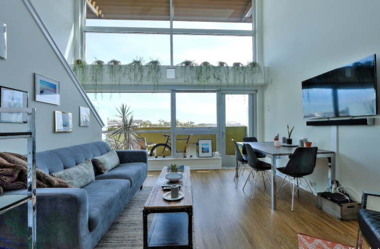 8 Incredible Los Angeles Airbnbs for Every Style and Budget The