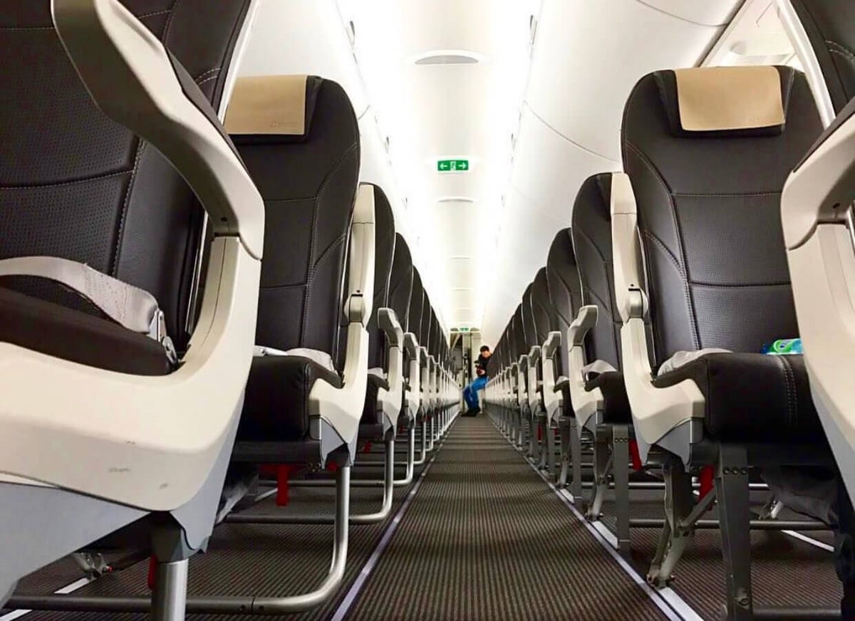 A Look Inside the Swiss CS100, the Newest Jetliner Around - The Points Guy