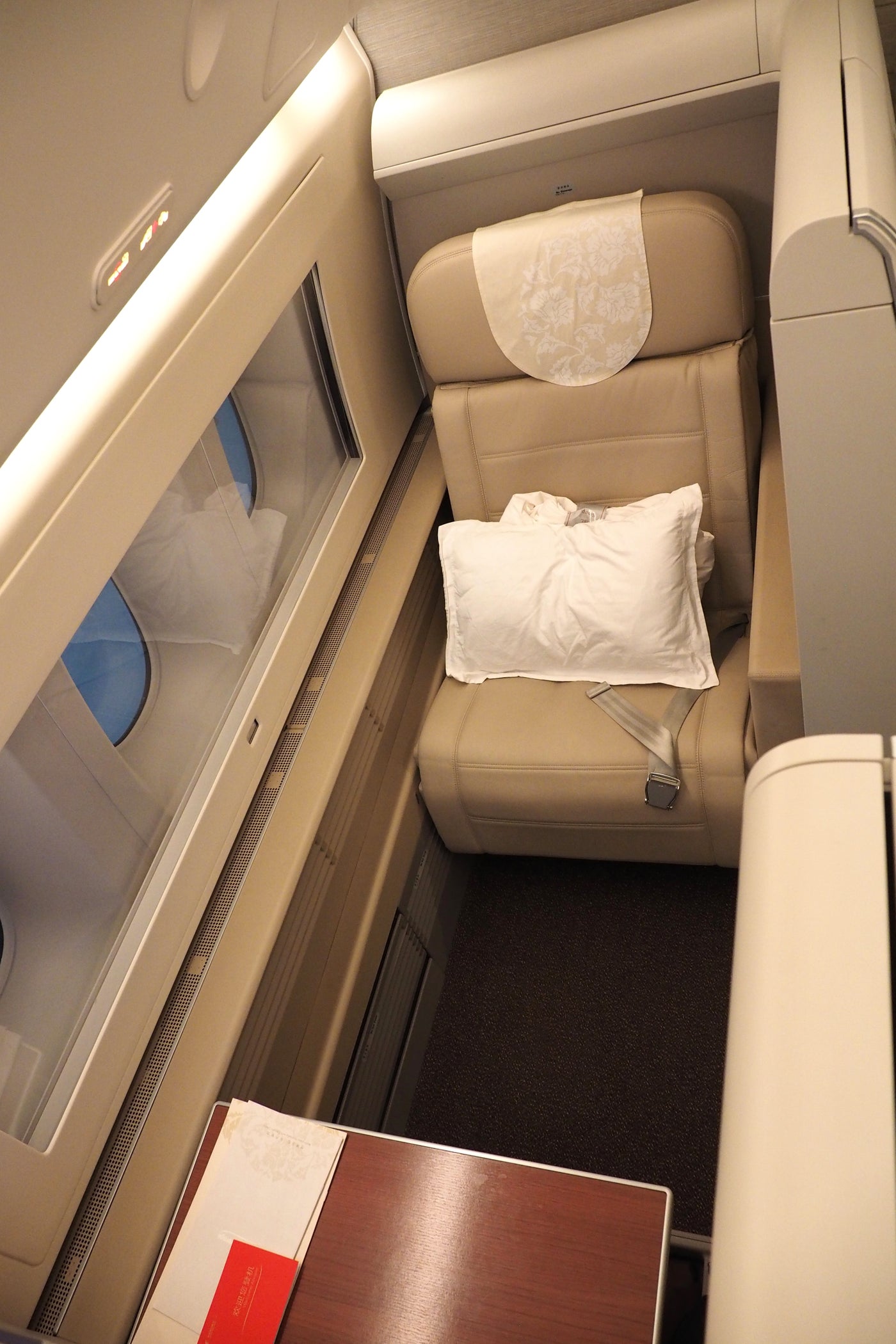 Review China Eastern 777 300er First Class Jfk To Pvg