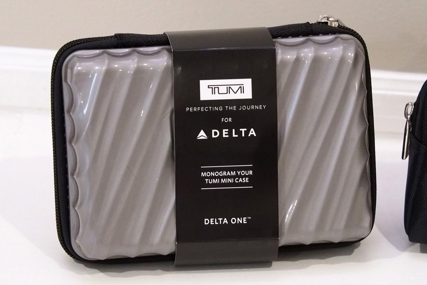 Amenity Kit Review Tumi Delta One and Premium Select