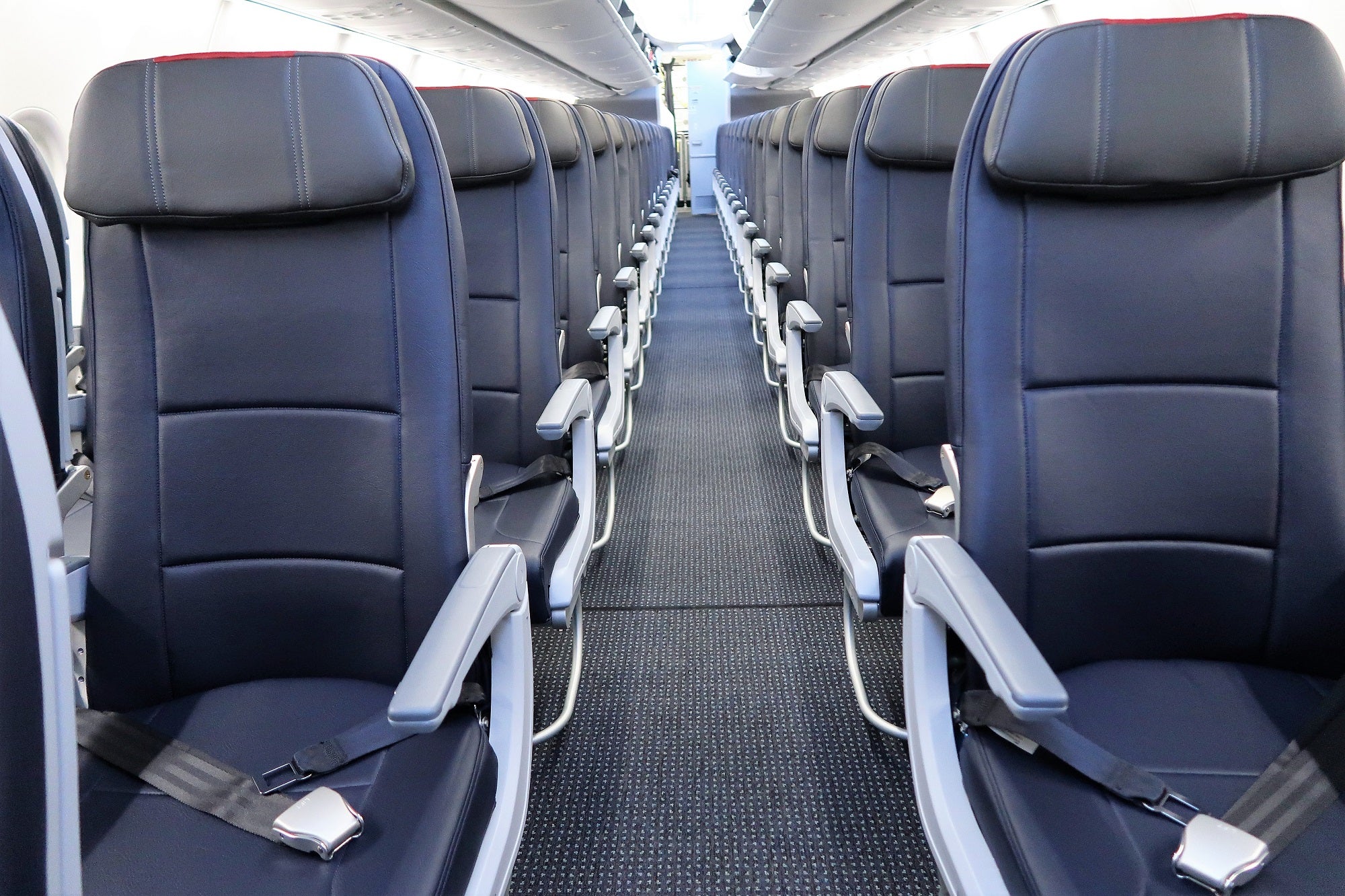 AA 737MAX aisle seats
