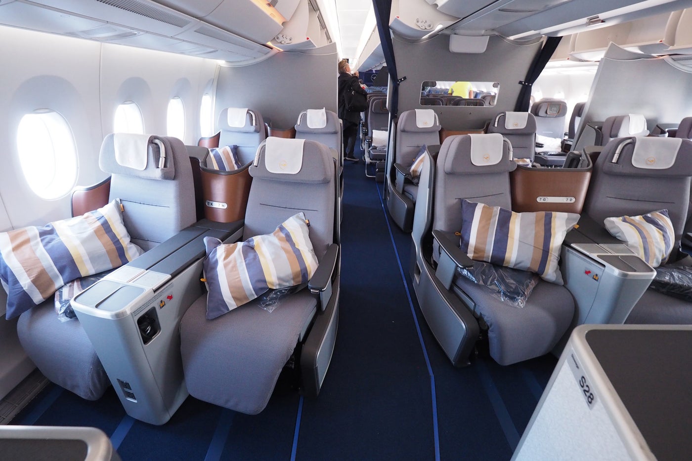 Review: Lufthansa (Airbus A350) Business Class