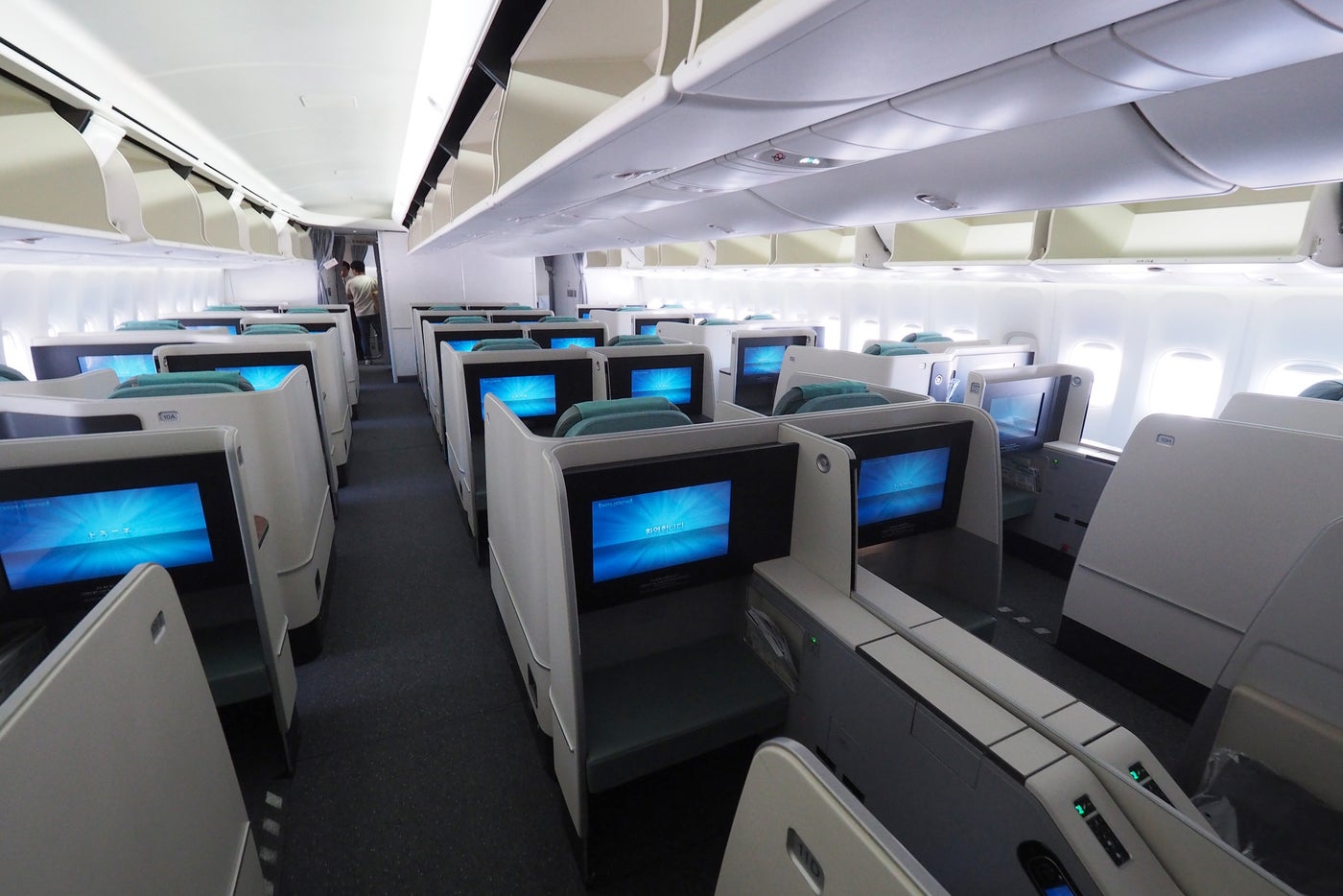 Review: Korean Air (Boeing 747-8) Business Class