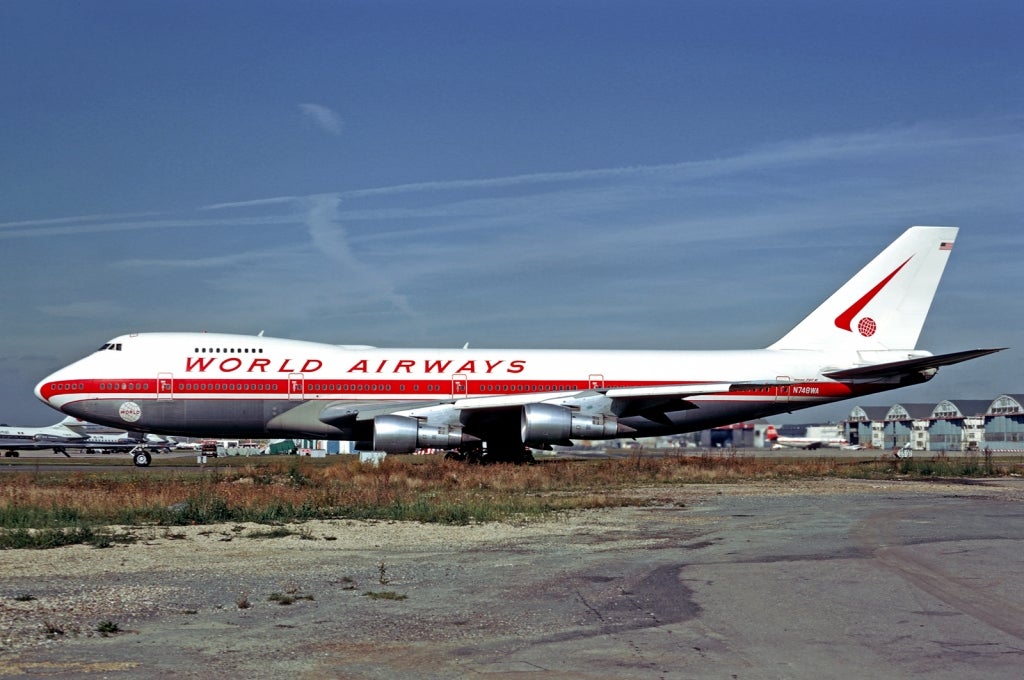 World Airways 747