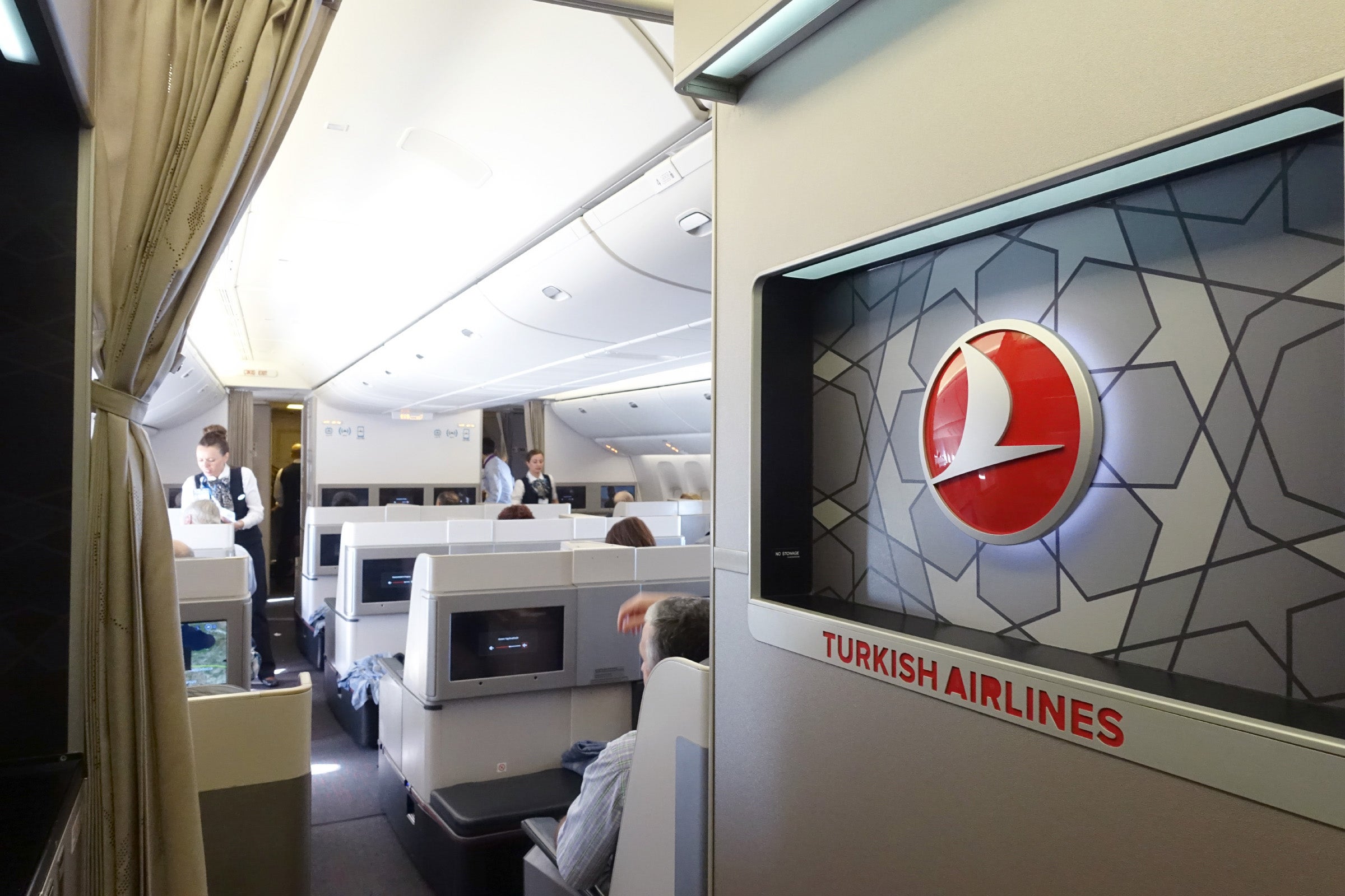 Turkish Airlines 777-300ER Business Class Review