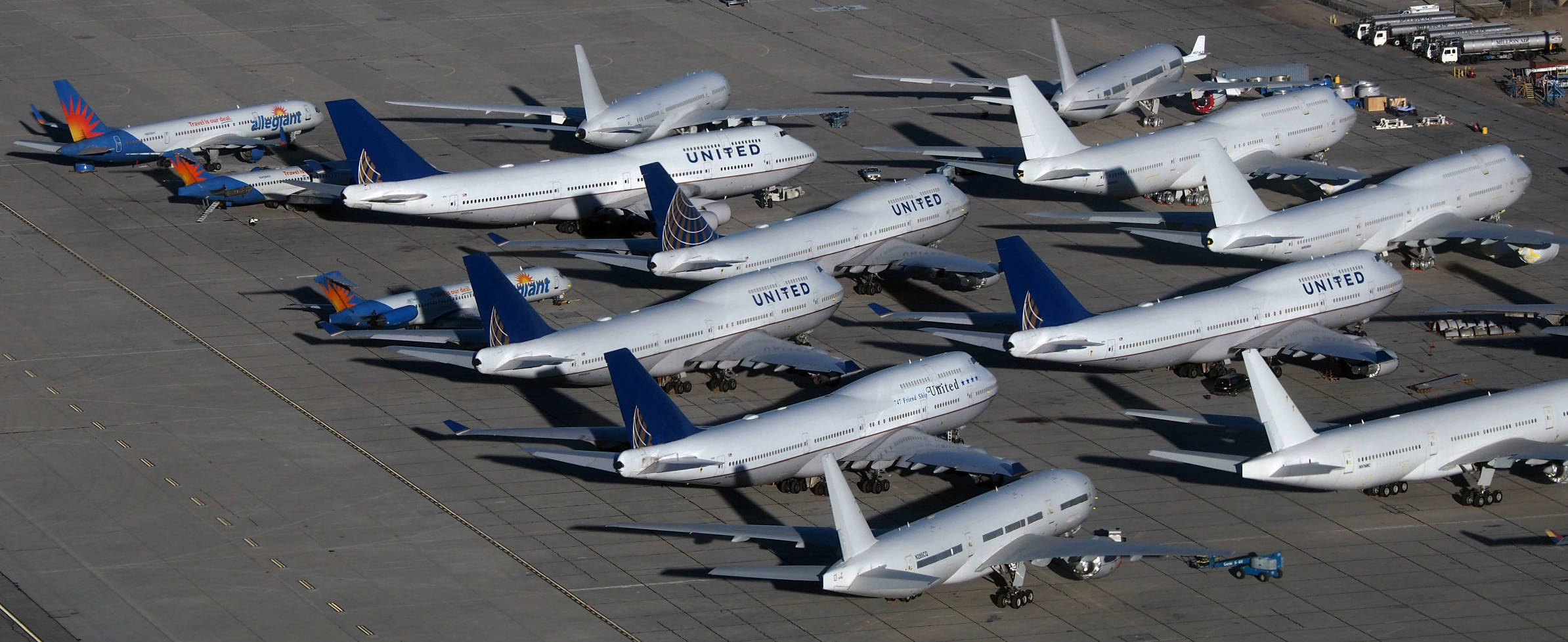 Airliners In The Desert: How Planes Are Put In Storage - The Points Guy