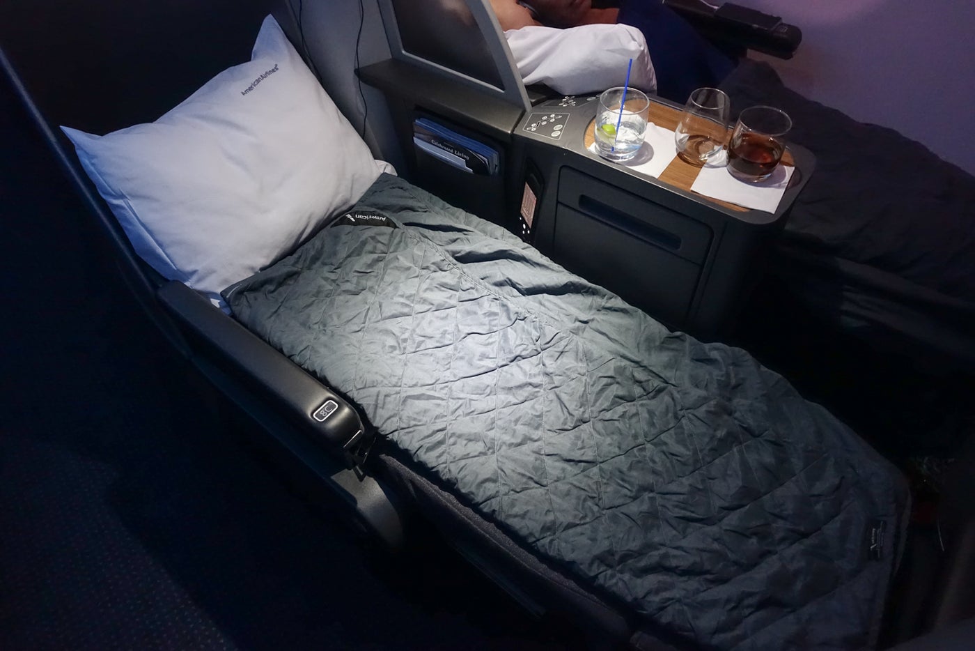 These Old Airline Blankets Get a Second Life at Animal Rehab Center